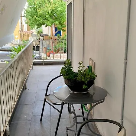 Touloumis' Apartments Apartment *
